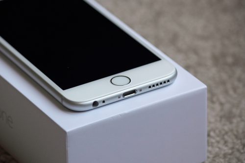 iphone 6s plus Photo credit: Yanki01 via Visual Hunt / CC BY
